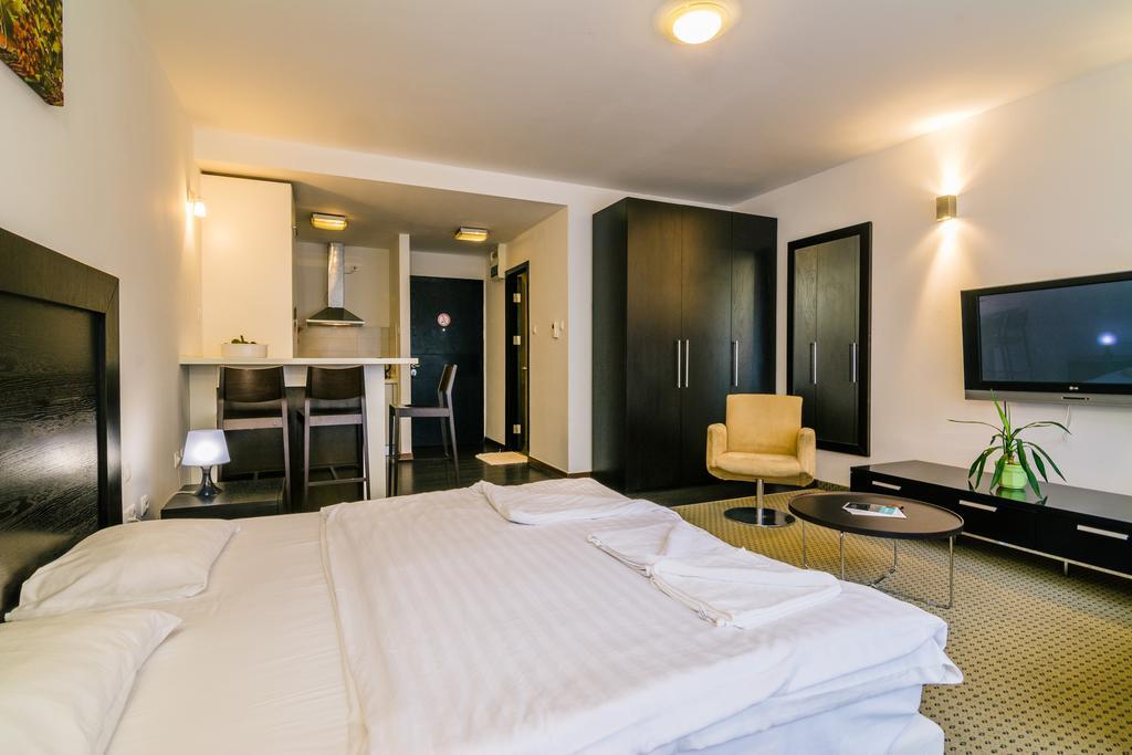 City Gardens Hotel & Wellness Budapeste Exterior foto